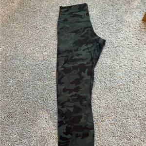 Camo lululemon align legging. Size 6